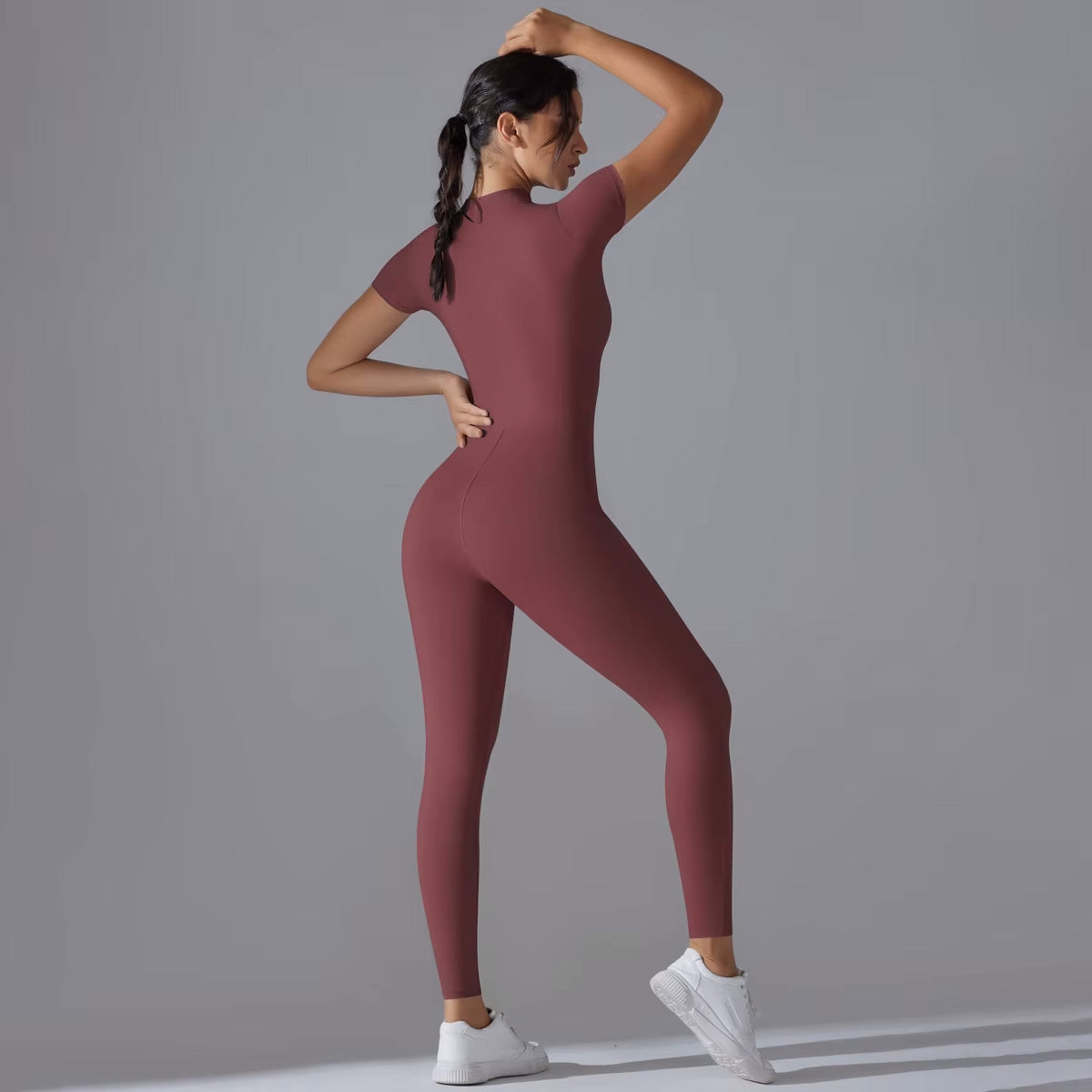 Zippered Full-Length Yoga Suit for Comfort & Curve-Defining Fit - NEOFORMA APPAREL