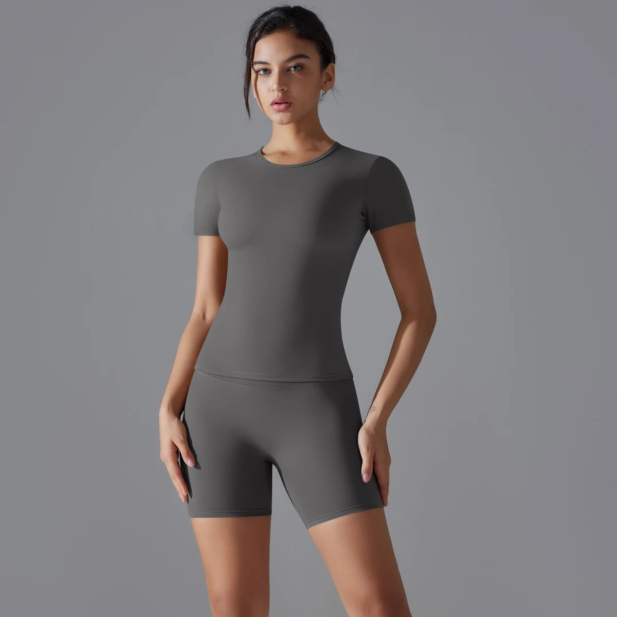 Essential Seamless Fit Set | Short-Sleeve Top + High-Waist Short