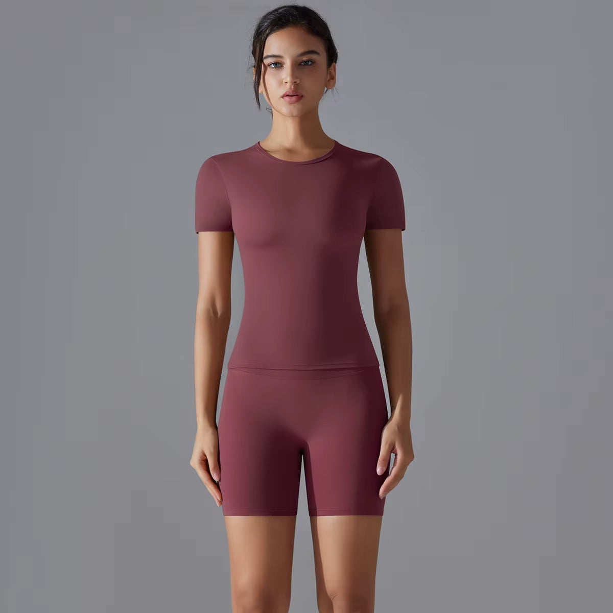 Essential Seamless Fit Set | Short-Sleeve Top + High-Waist Short