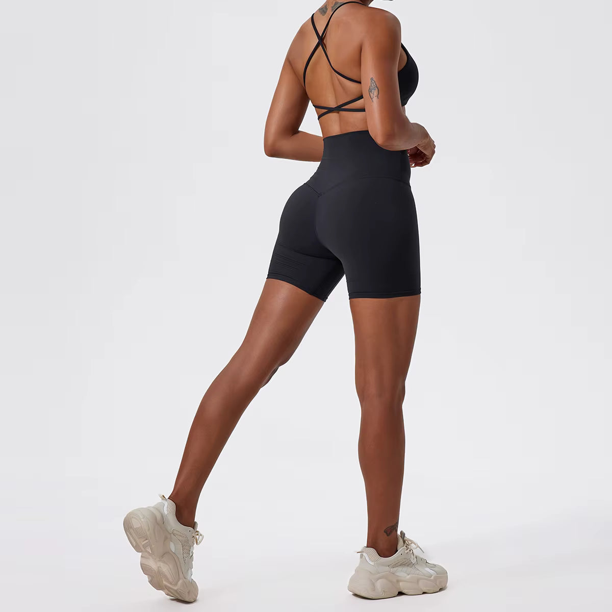 Doble Crossover Back Seamless Set – Bra + High-Waist Short - NEOFORMA APPAREL