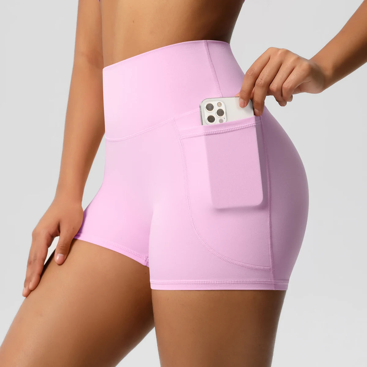 Essential Second-Skin High-Waist Shorts with Pockets - NEOFORMA APPAREL