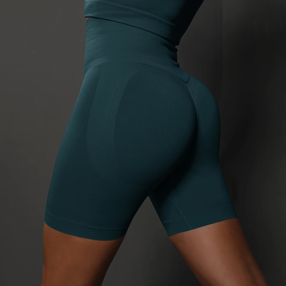 Seamless Lift-Sculpt High-Waist Shorts - NEOFORMA APPAREL