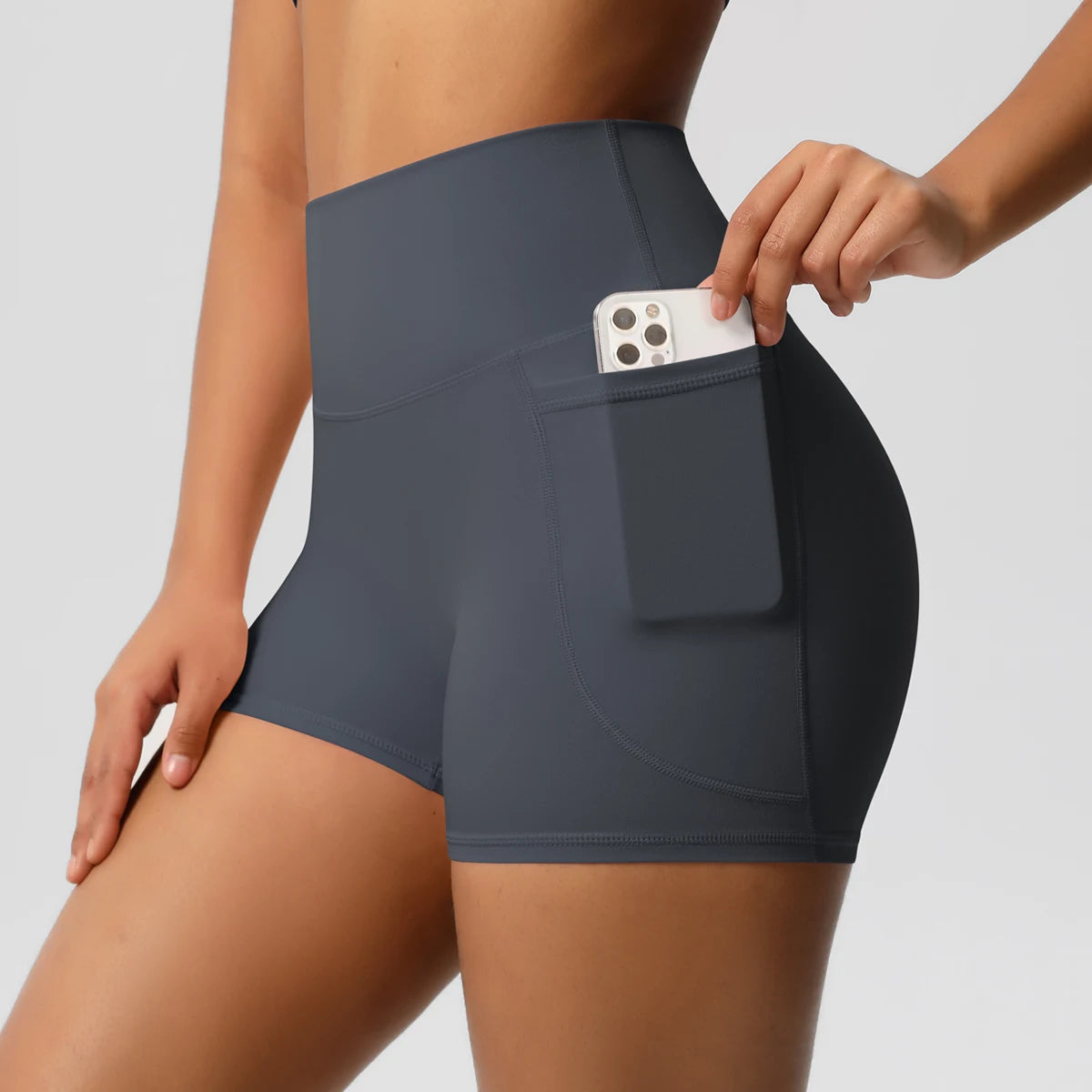 Essential Second-Skin High-Waist Shorts with Pockets - NEOFORMA APPAREL