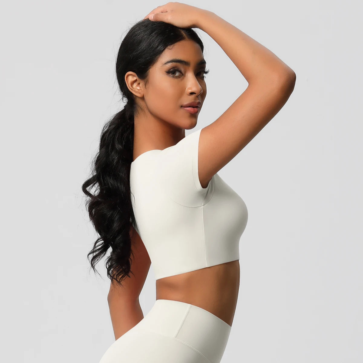 Seamless Short-Sleeve Crop Top - NEOFORMA APPAREL