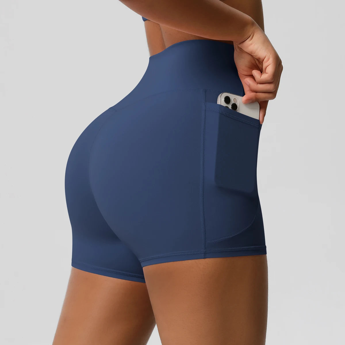 Essential Second-Skin High-Waist Shorts with Pockets - NEOFORMA APPAREL